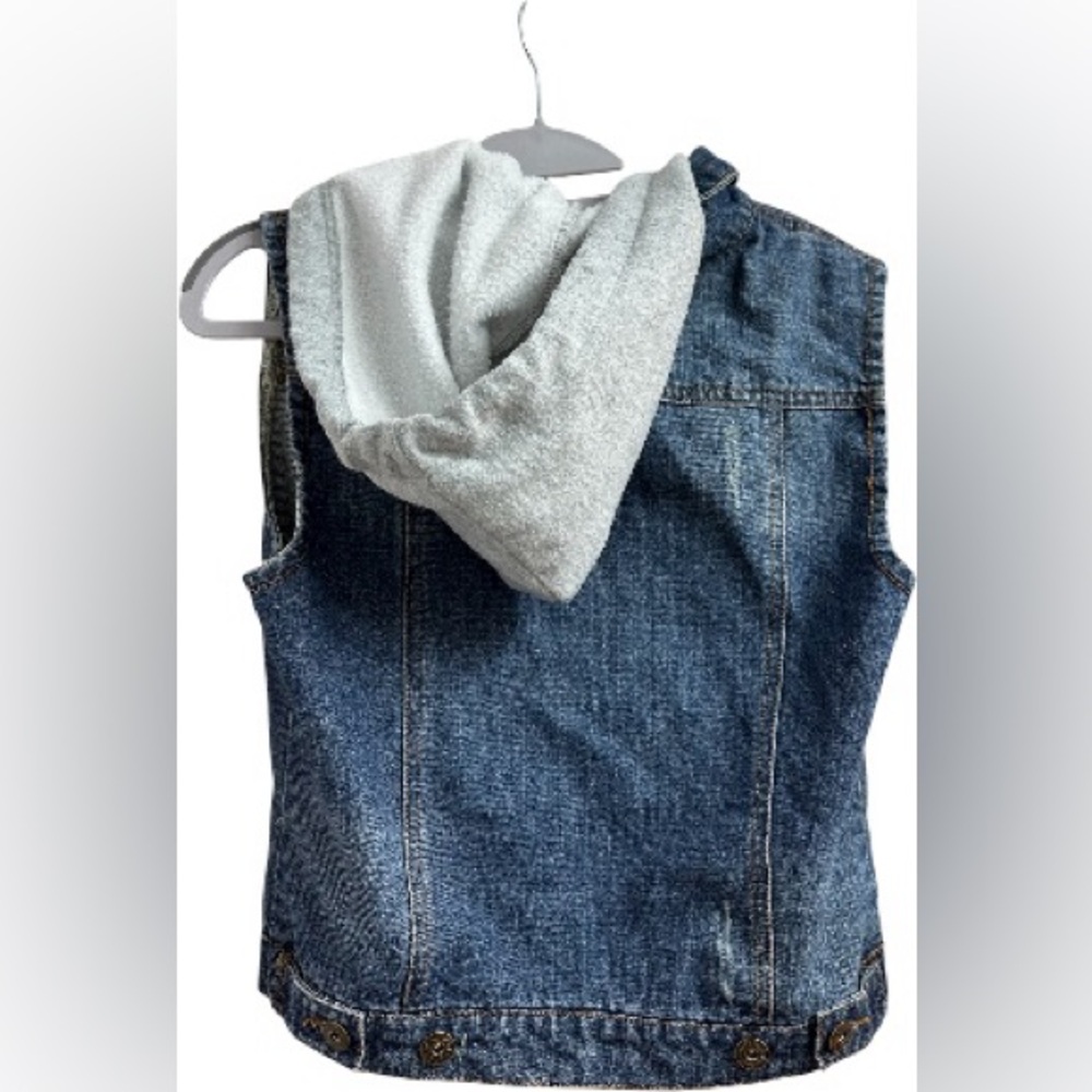 Bee & CeCi Denim Sleeveless Vest with Gray Hoodie - Picture 3 of 8
